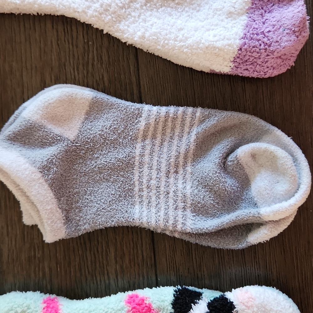 Variety Fuzzy Sock Bundle - Picture 5 of 9